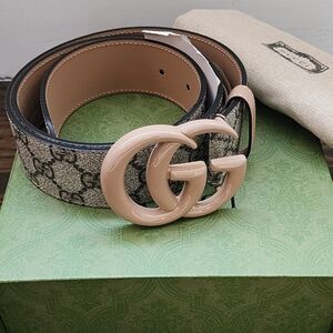 $599 Brand New Gucci GG Marmont Supreme Belt Canvas Nude 65/26 Enamel Buckle